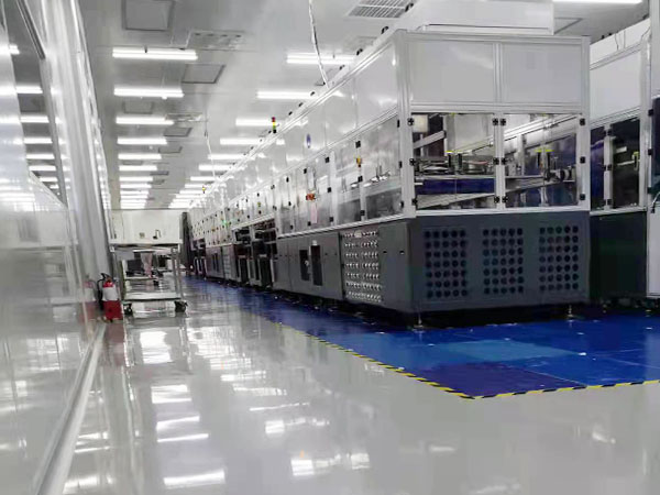 湖南华浩科技有限企业，万级SMT电子净化车间（面积2400平方）